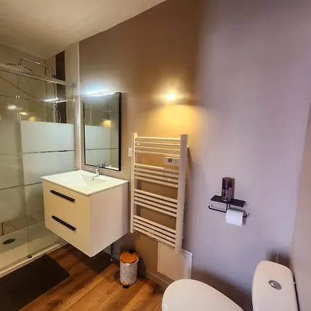 La Pause Plaisir - A La Gare 아파트