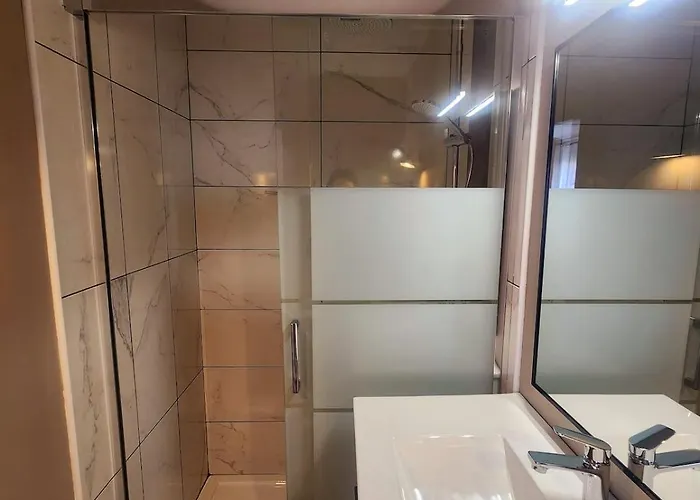 La Pause Plaisir - A La Gare * Caen